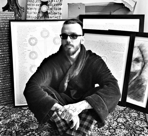authors/damien-echols